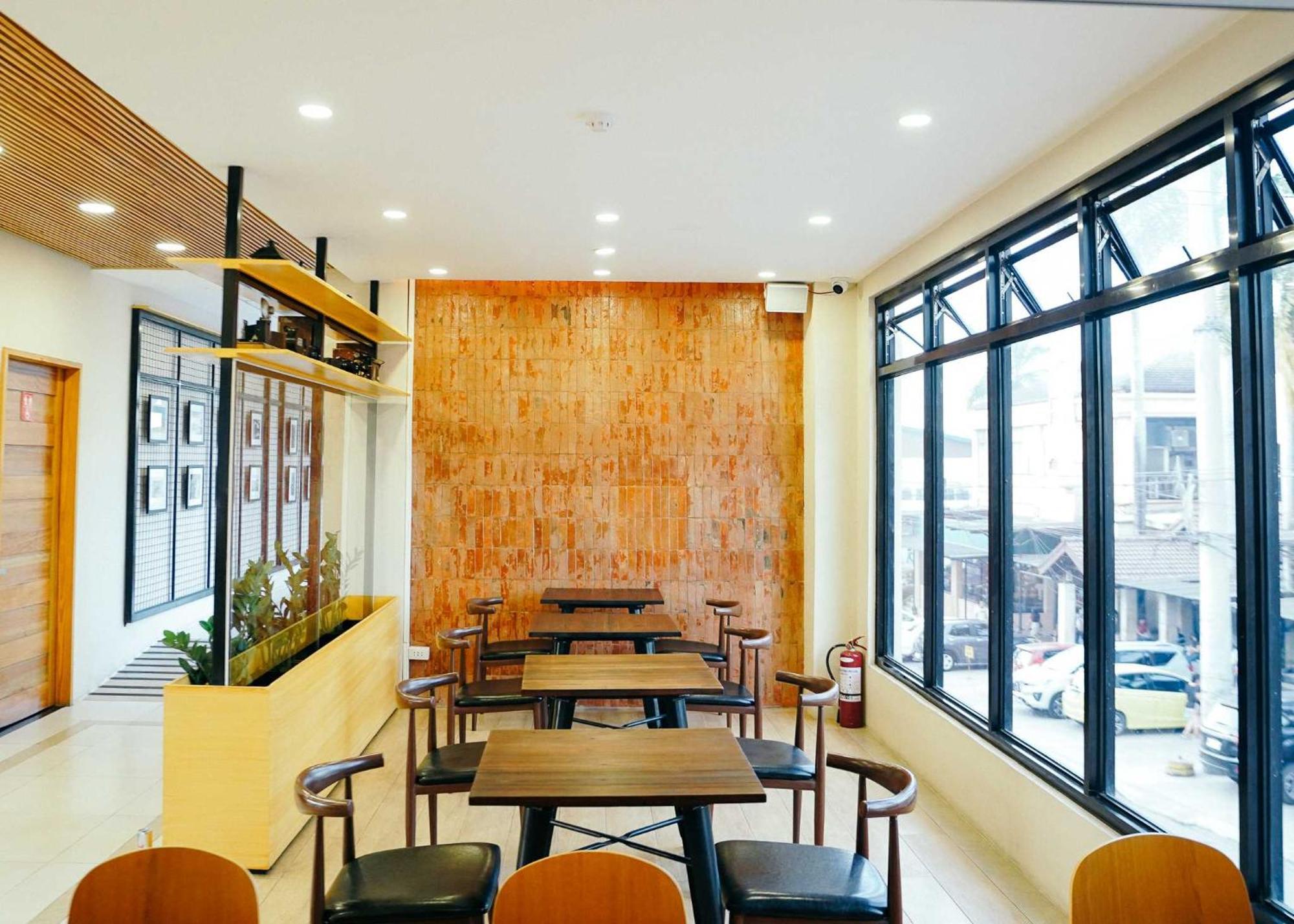bahay-panuluyan Travelbee Airport *