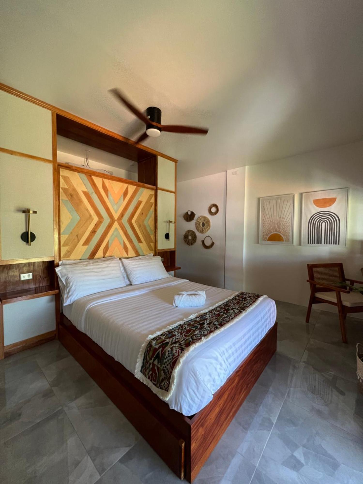 Hostel Chief Mau Cebu Moalboal