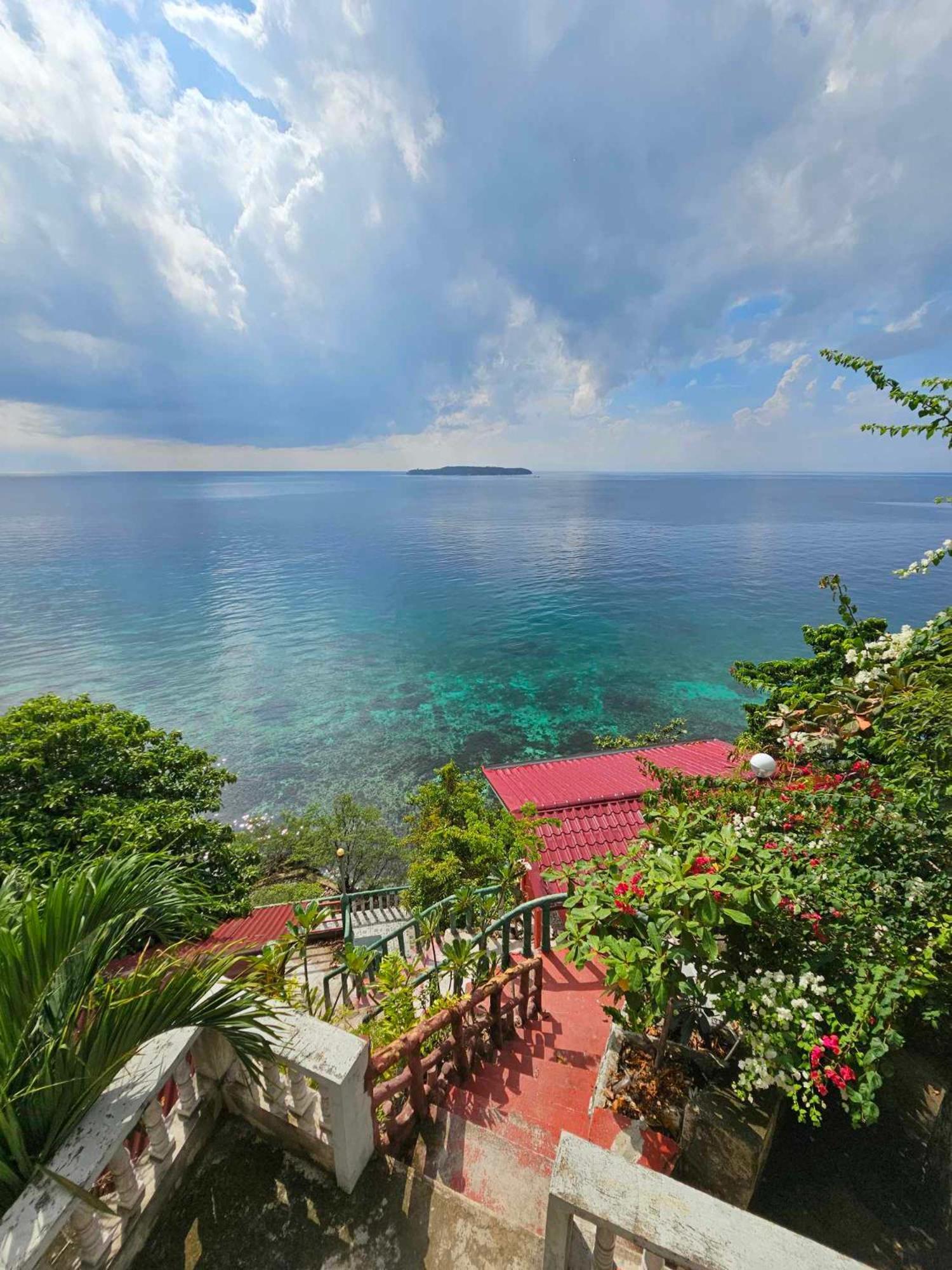 Bahay sa kanayunan Sandra's House Oslob