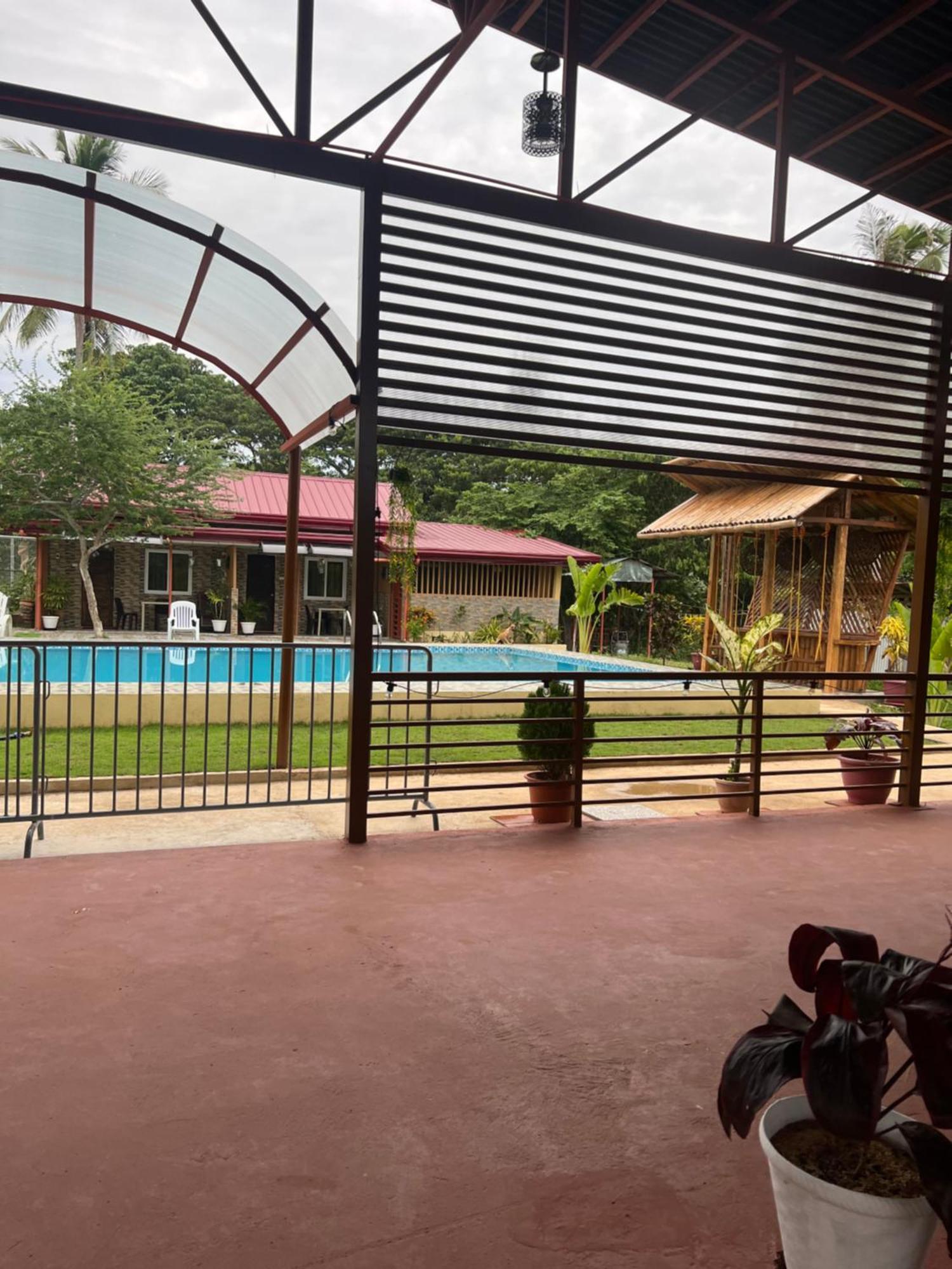 Elena & Guest house *