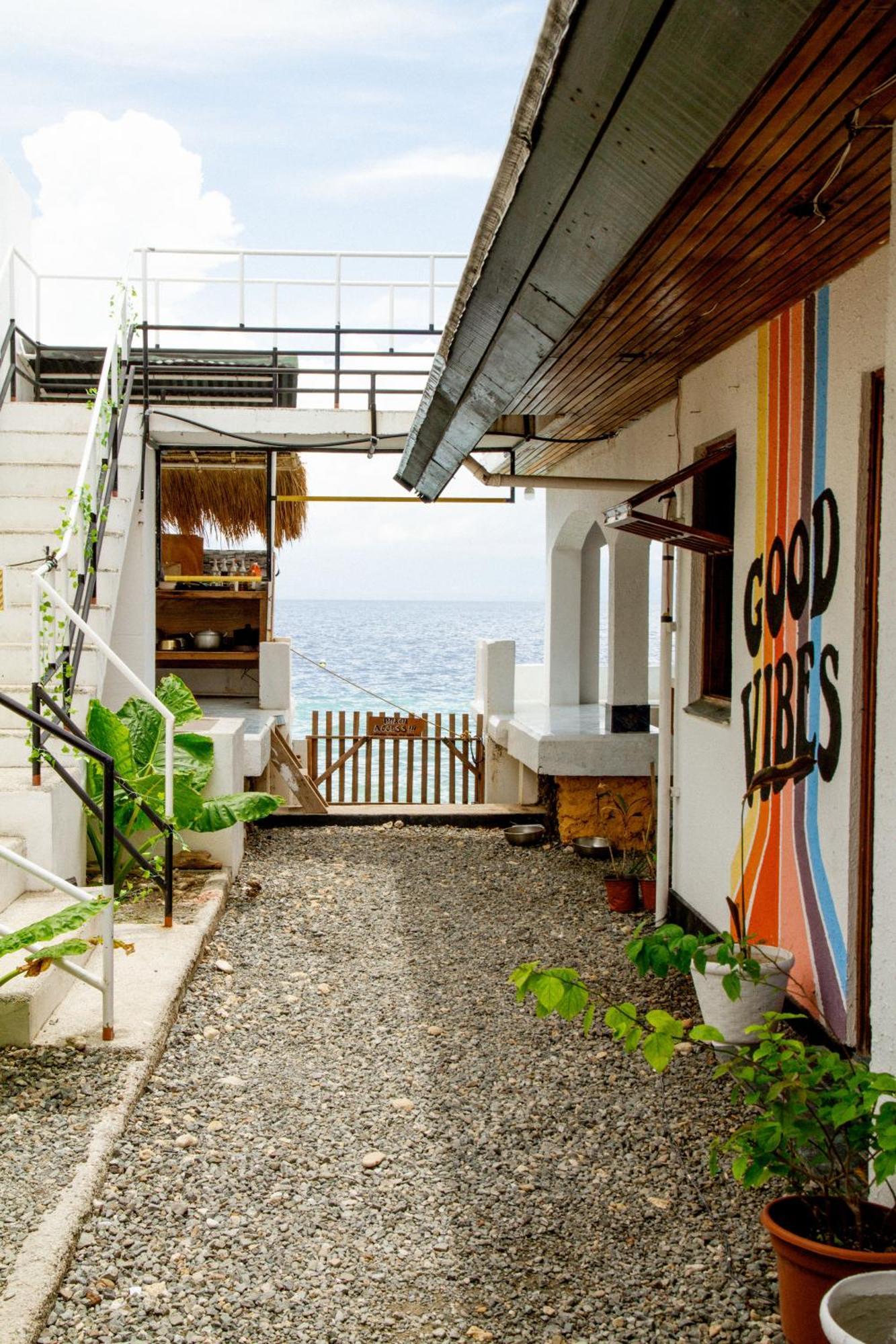 Moana House Hostel