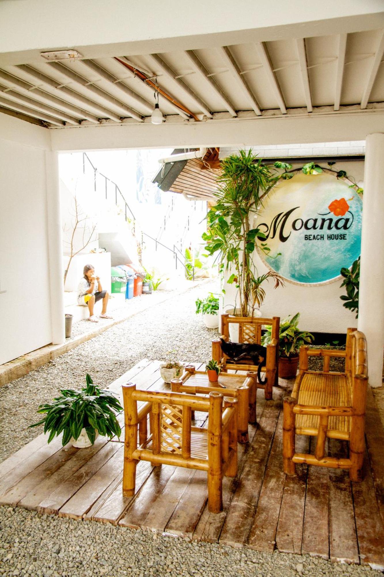 Moana House Hostel *