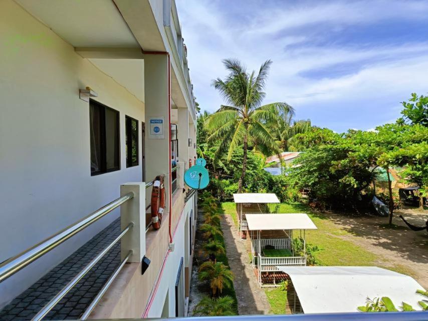 bahay-panuluyan Allen Marie Shiphaus Santa Fe (Cebu)