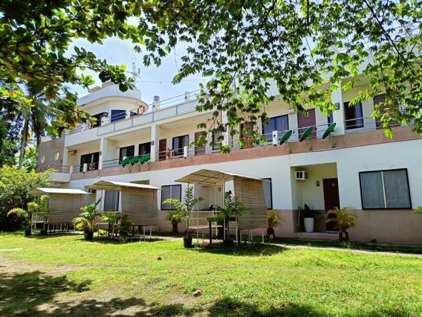 bahay-panuluyan Allen Marie Shiphaus Santa Fe (Cebu)