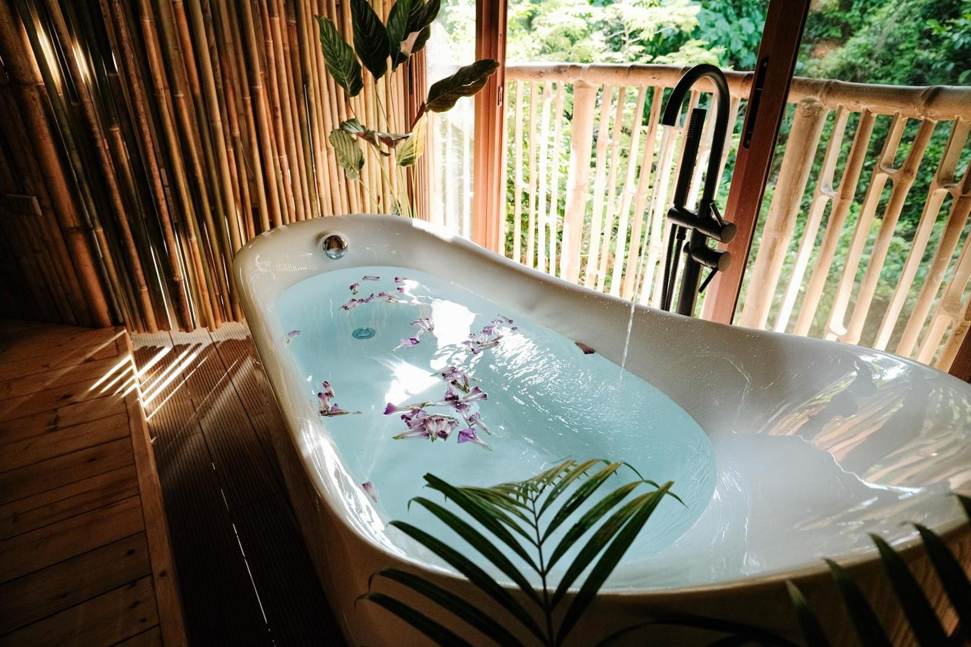 Treehouse De Valentine *