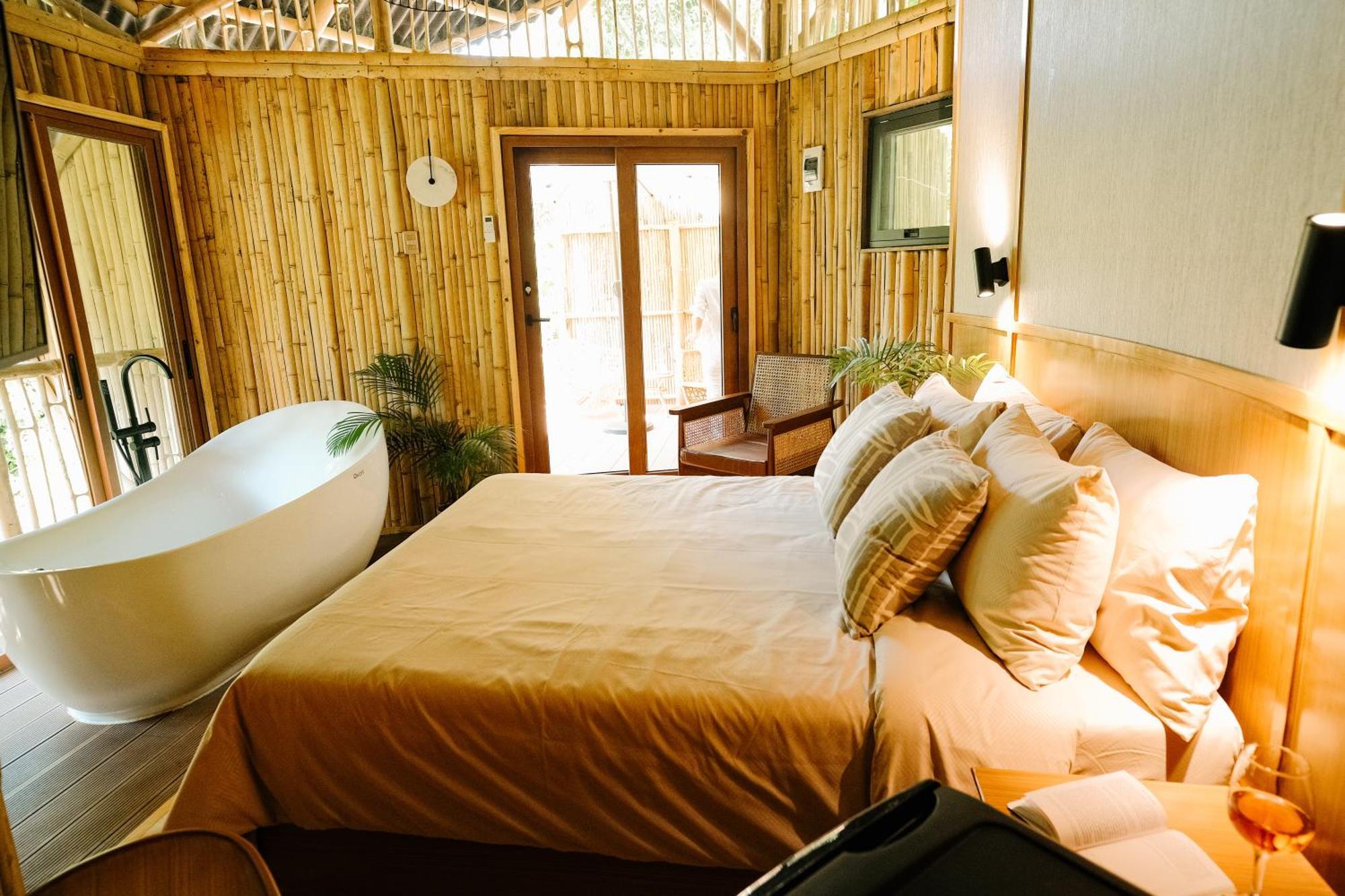 Treehouse De Valentine