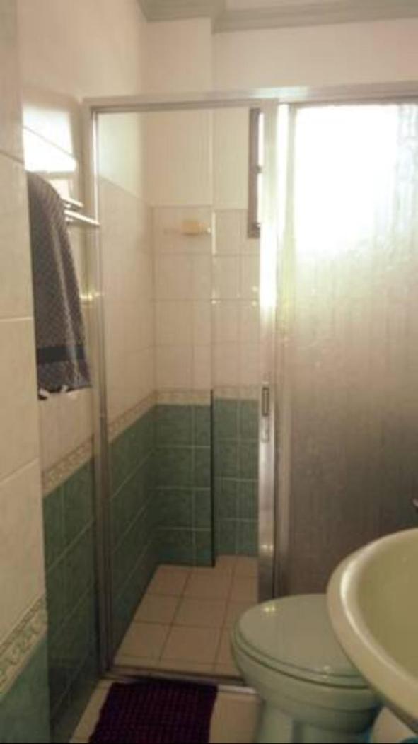 Mactan Island Gallery Ac Double Bed Bath Toilet Pools Beaches Around The Corner Bed & Breakfast