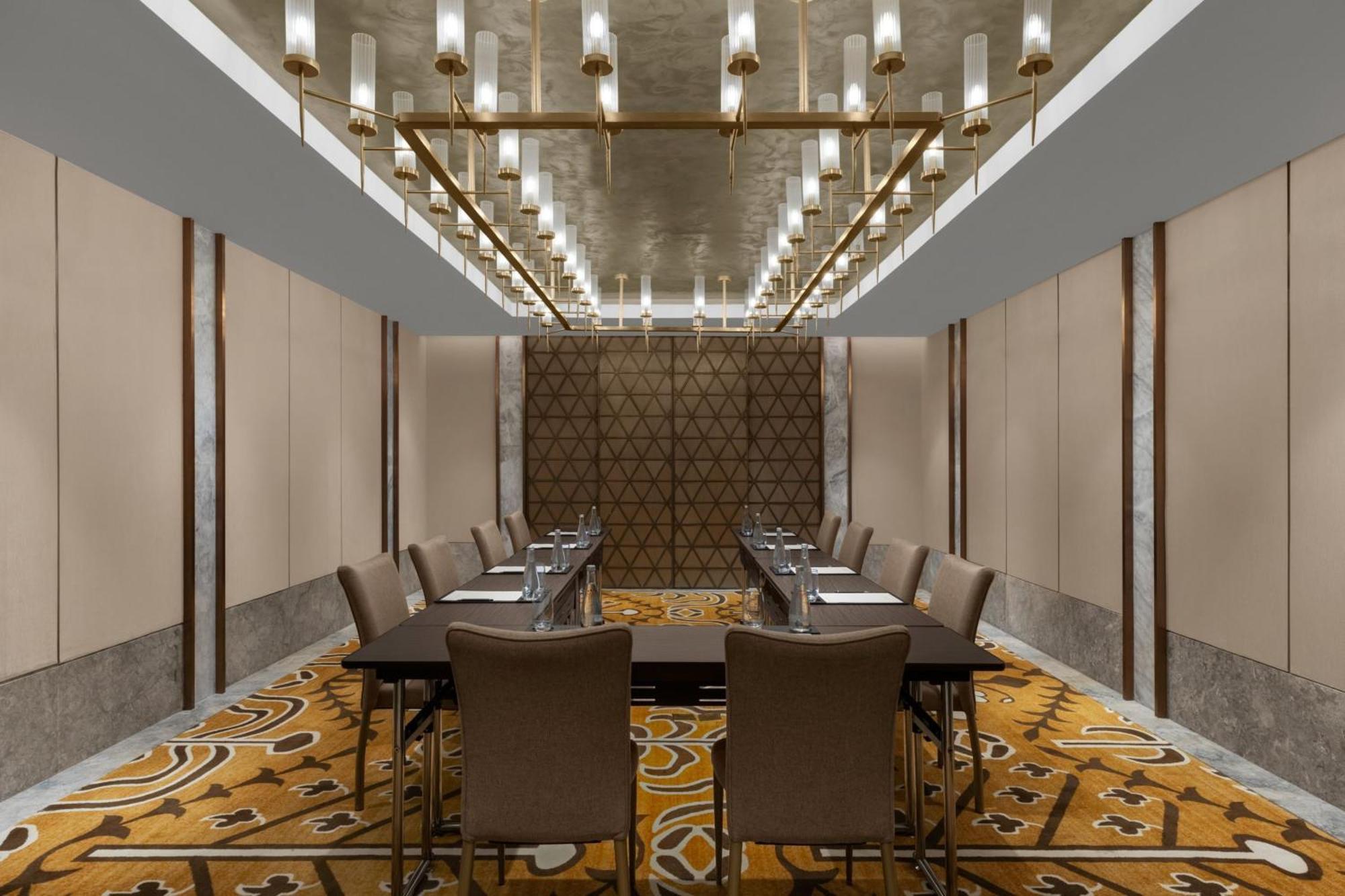 Sheraton Cebu Mactan Hotel 5*