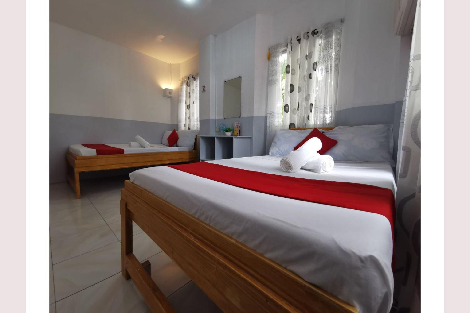 Hotel Oyo 449 Sunrise 888 Oslob