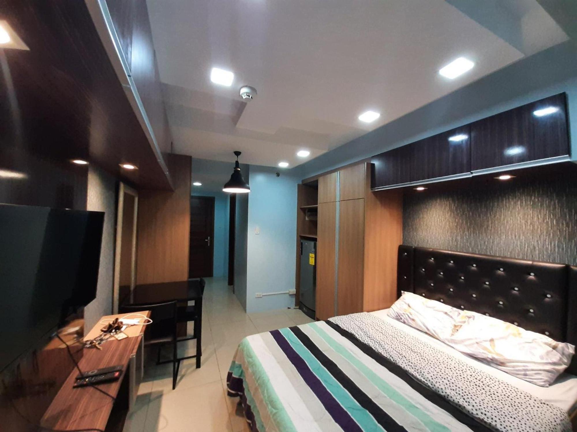 Horizons 101, Good For 2 Person Hotel 4*