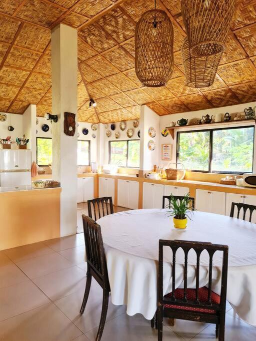 Villa Casa Punta Seaside Resthouse In Cebu San Remigio (Cebu)