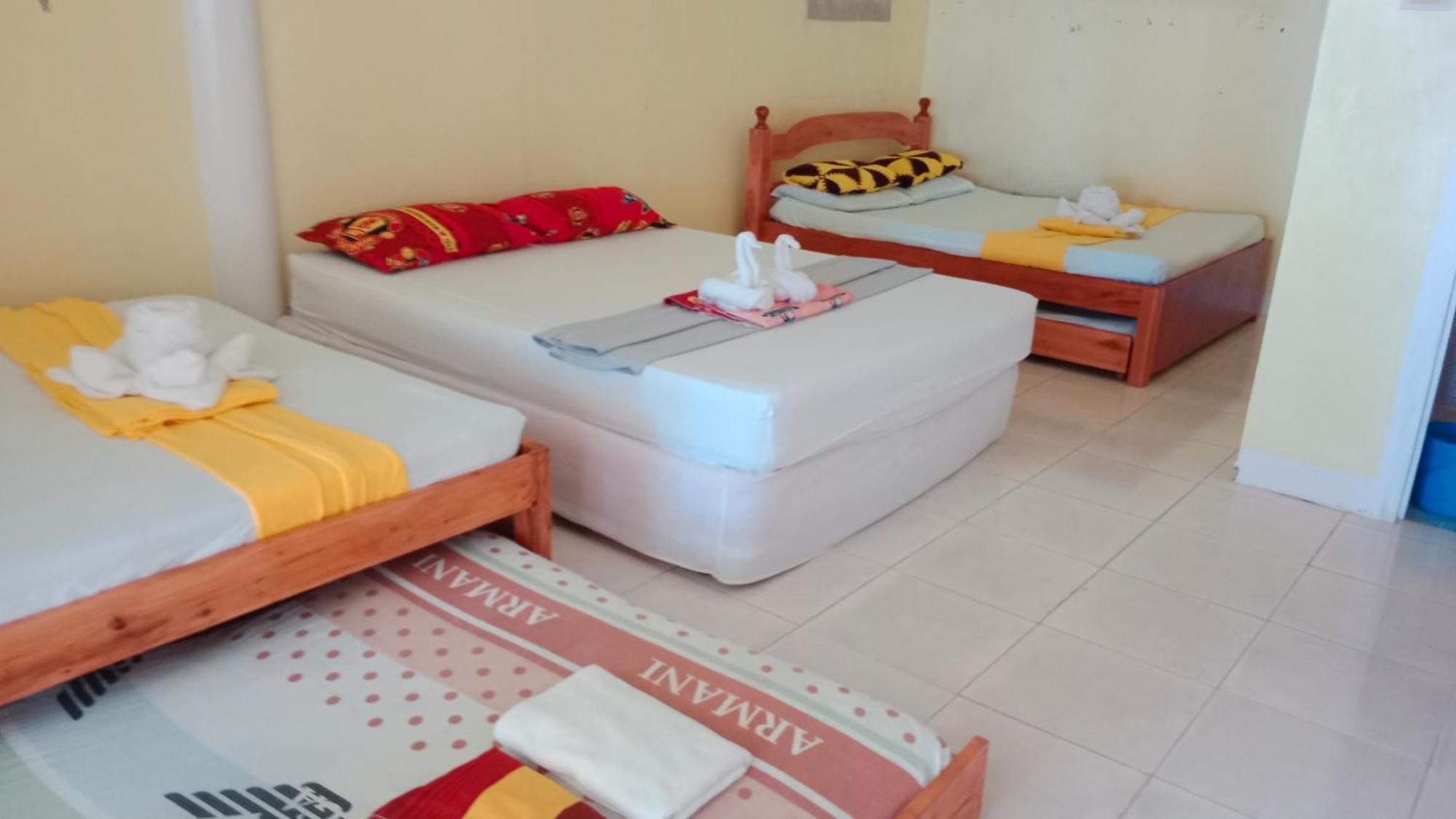 Ricks Mangrove Beach Apartment Maricaban