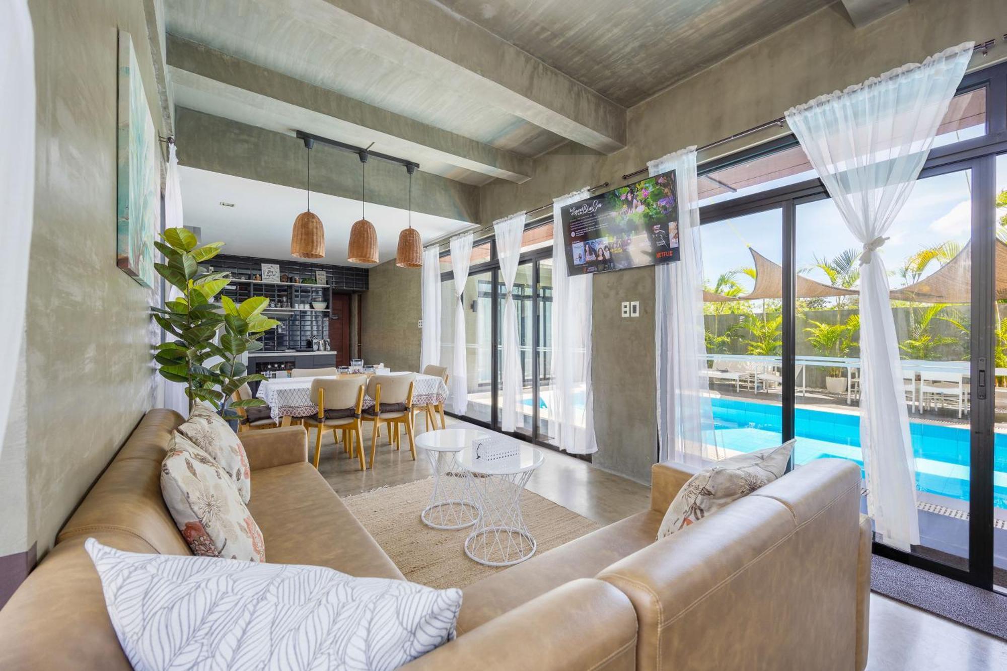 Isla 2 Luxury Pool Near With Karaoke Video Games Barbecue Villa *