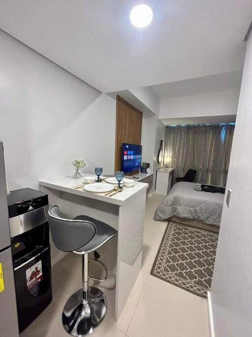 Apartment 38 Park Ave With Gym, Pool, Fiber Wifi