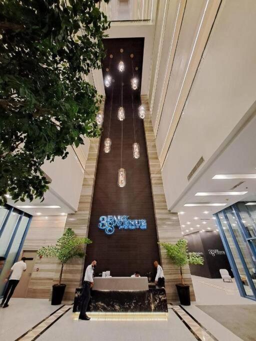 38 Park Ave With Gym, Pool, Fiber Wifi * Cebu