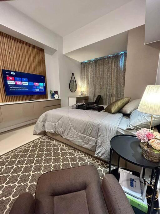 38 Park Ave With Gym, Pool, Fiber Wifi Apartment