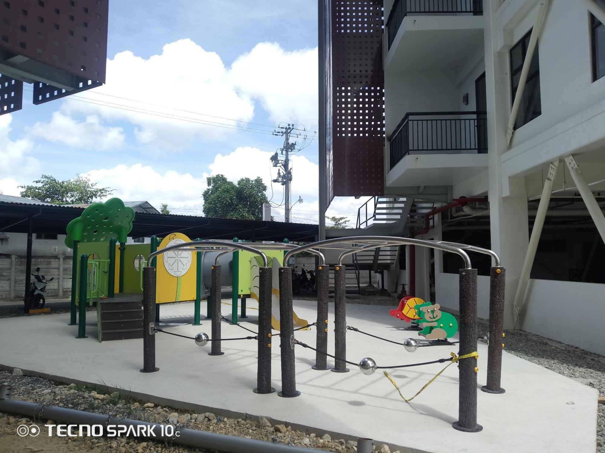 C&w Royal Oceancrest Mactan Sudtungan