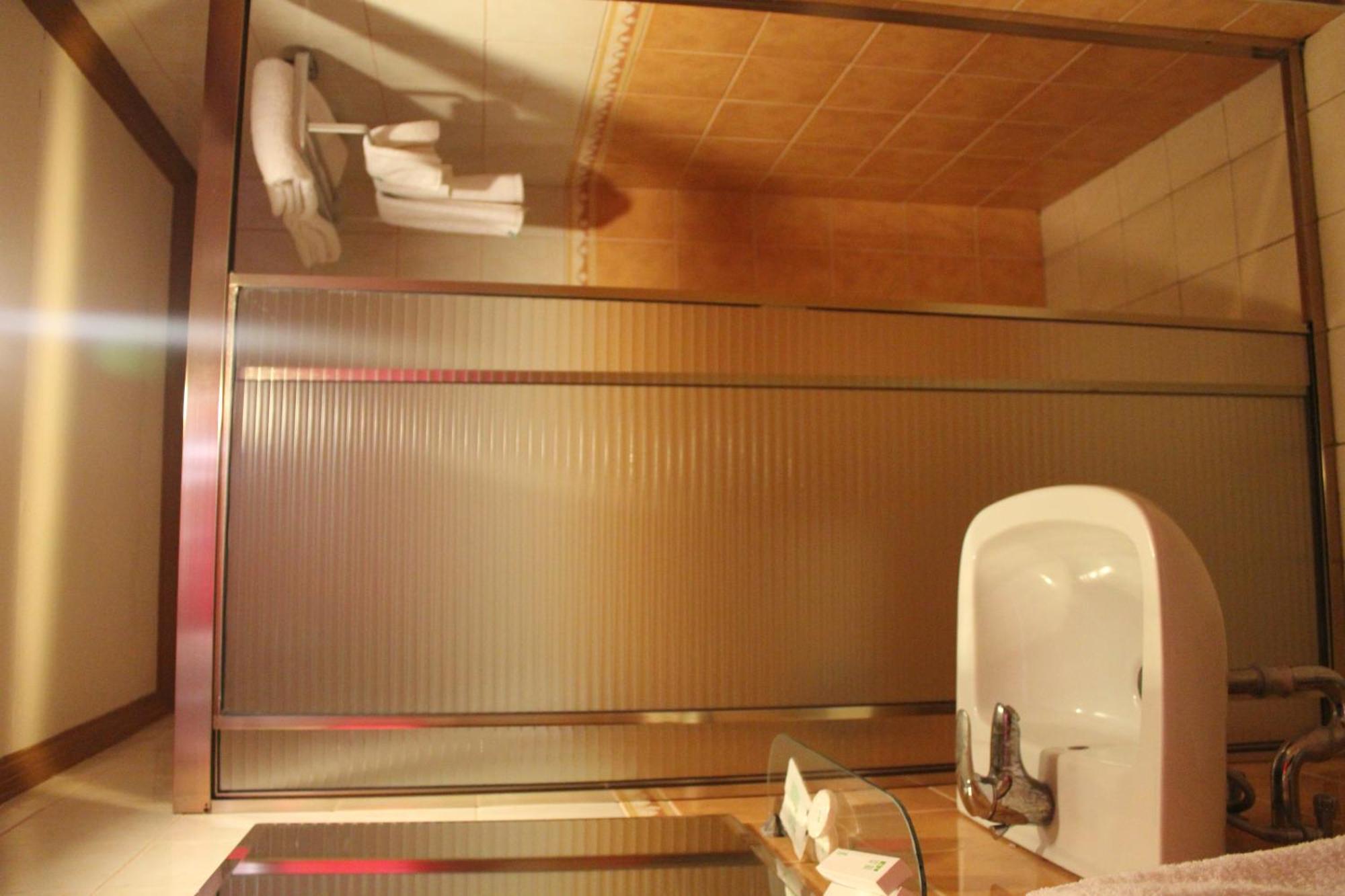 Hotel Elegant Circle