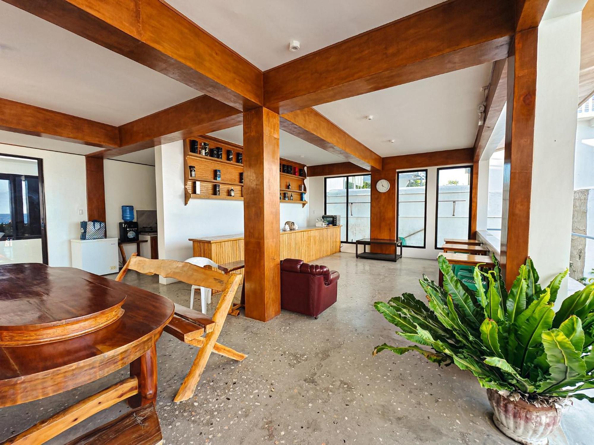 Guest house Emiliana Oslob