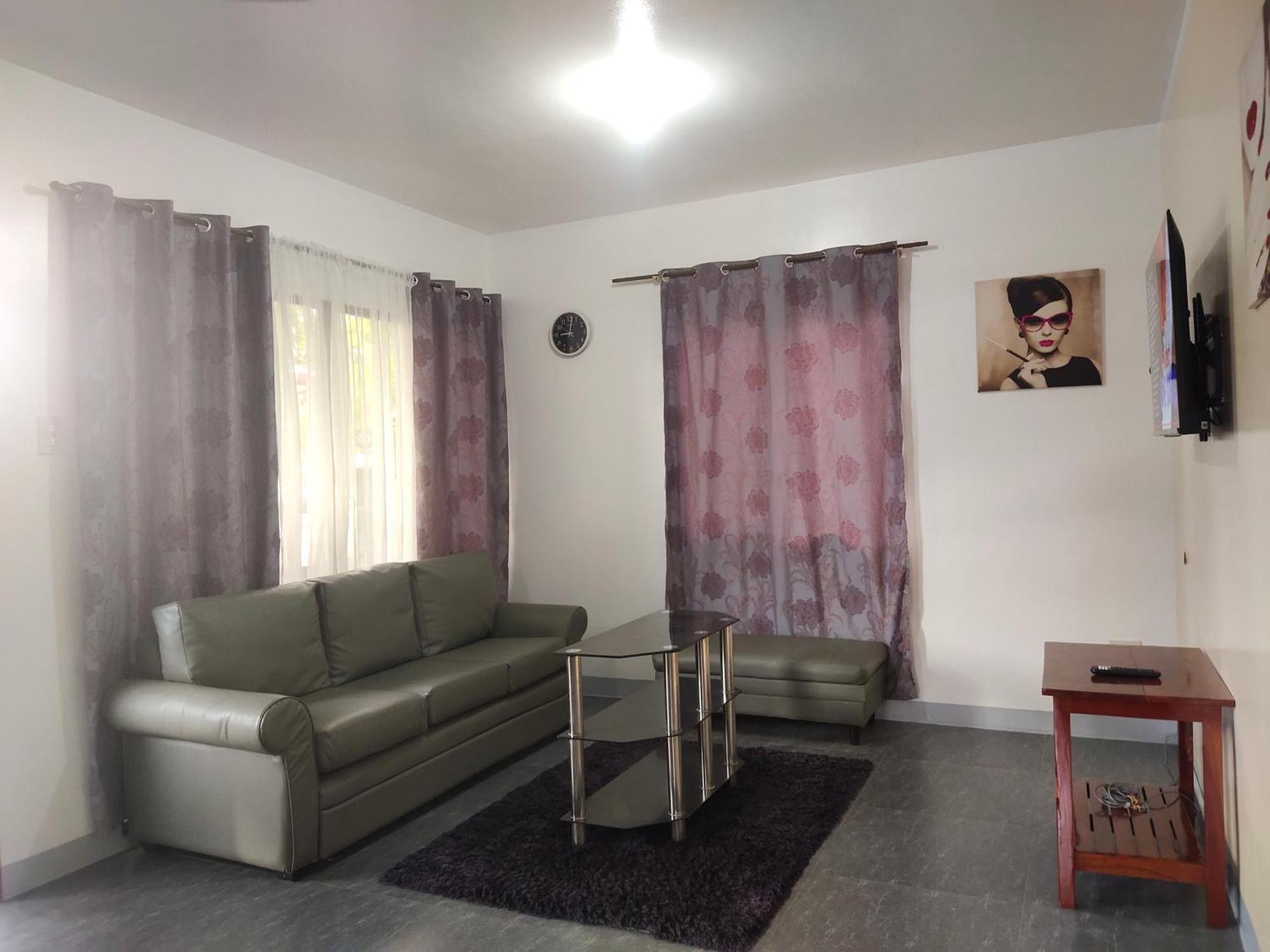 Garden Village Hotel Moalboal