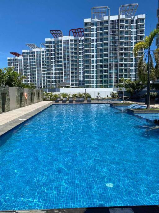 One Pacific Seaview Mactan Newtown Lapu-lapu *