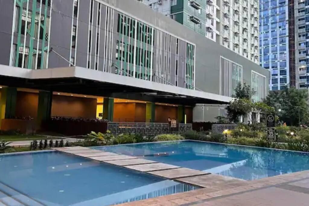 Hana Avida Riala Tower3 It Park 812 Apartment