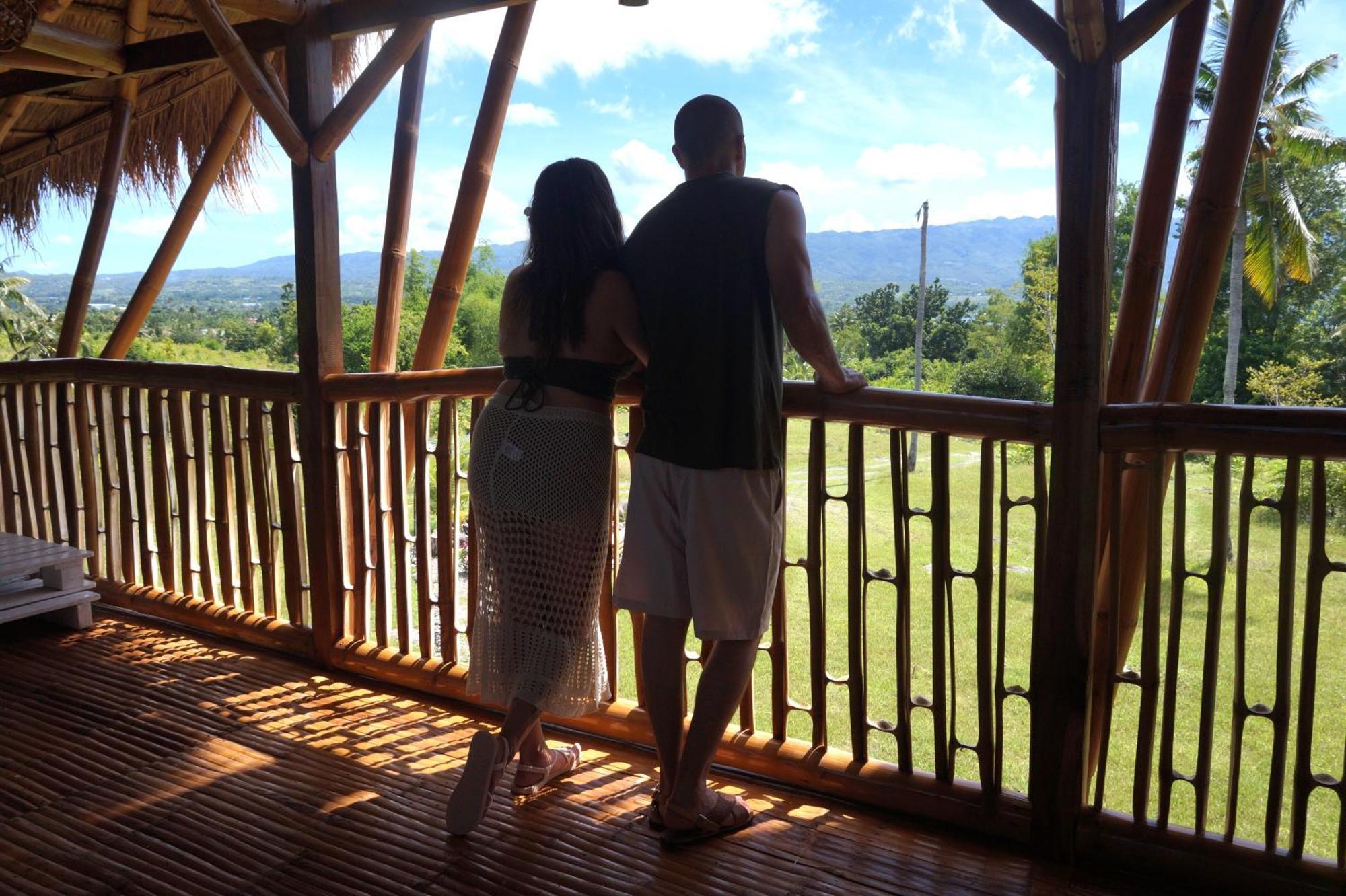 Tongo Hill