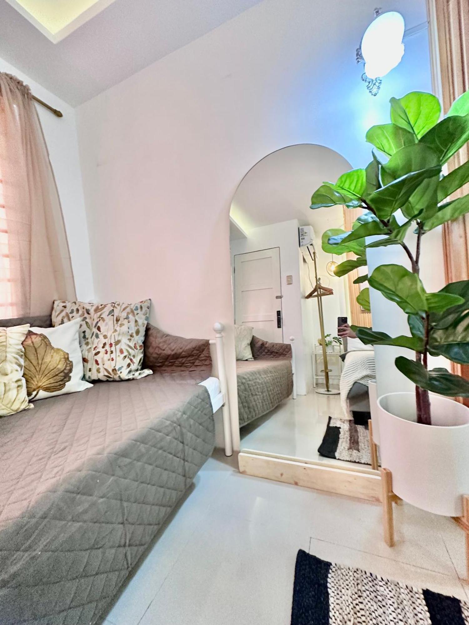 Queen Size In Cebu Apartment *