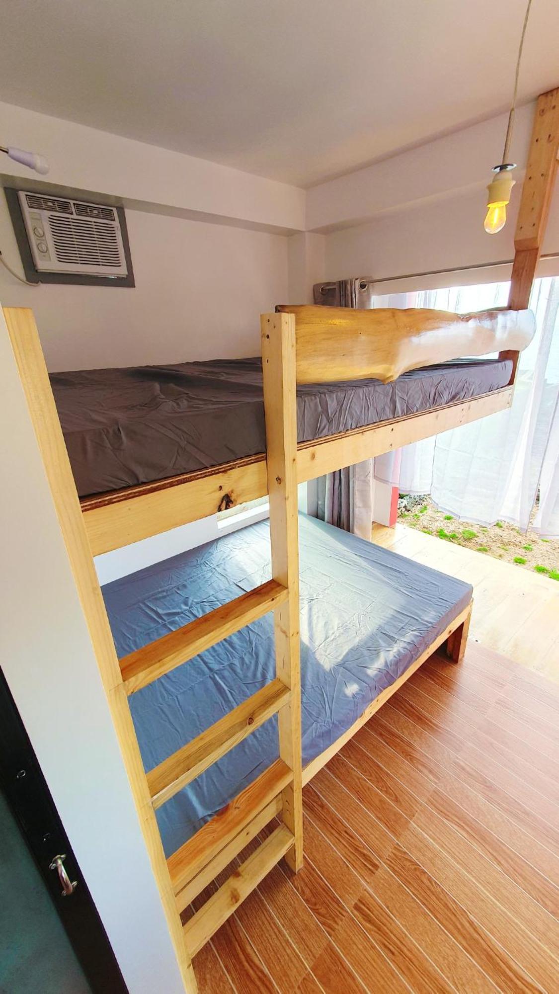 Tiny House's Seafront In Camotes Island