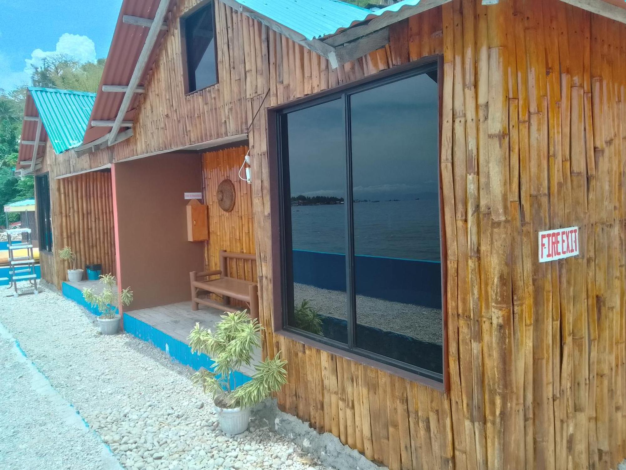 Mlk Bamboo Beachhouse 2* Alegria (Cebu)