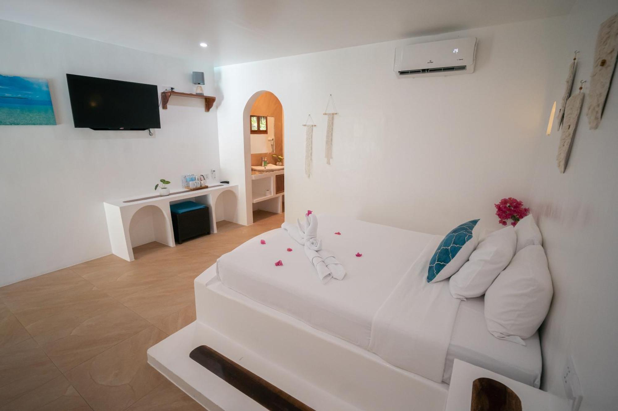 Hotel Secret Paradise *