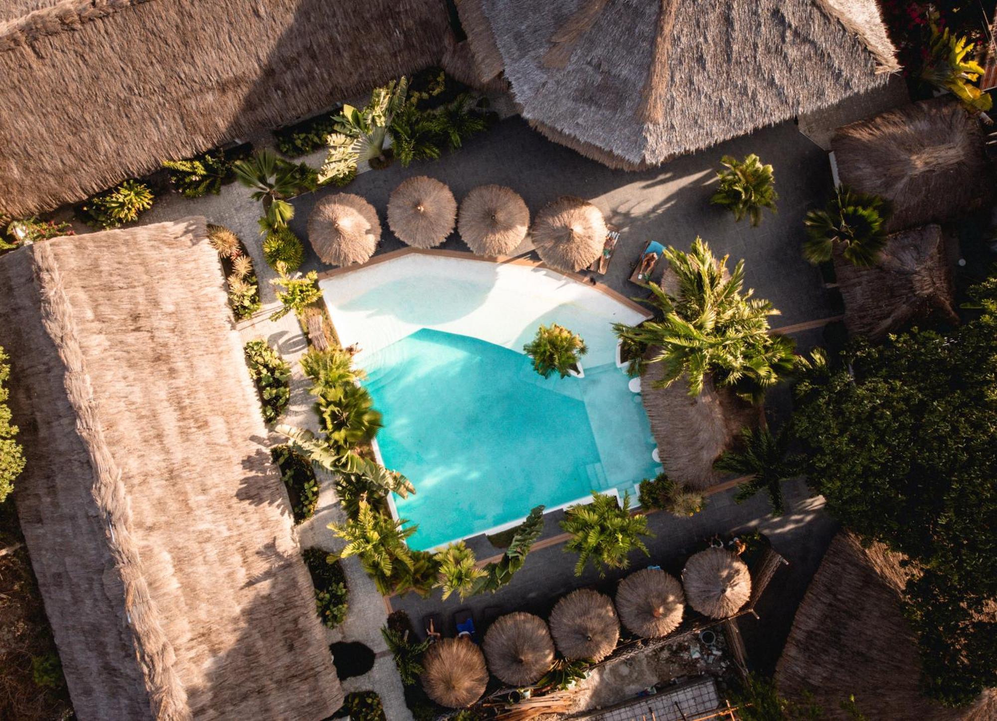 Secret Paradise Hotel *