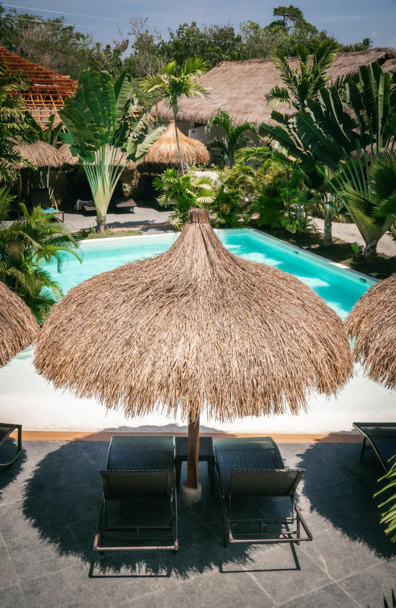 Secret Paradise *