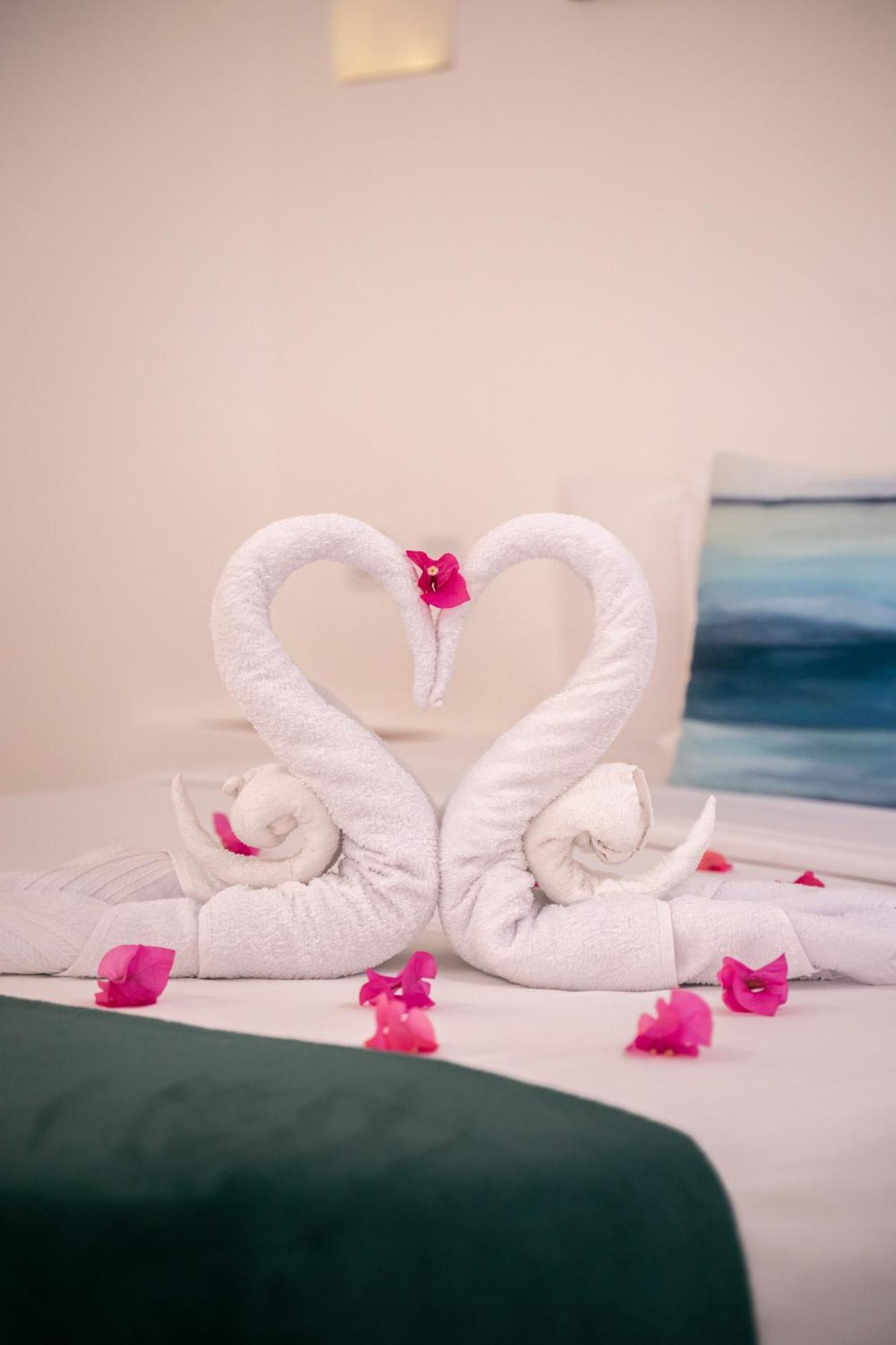Secret Paradise Hotel