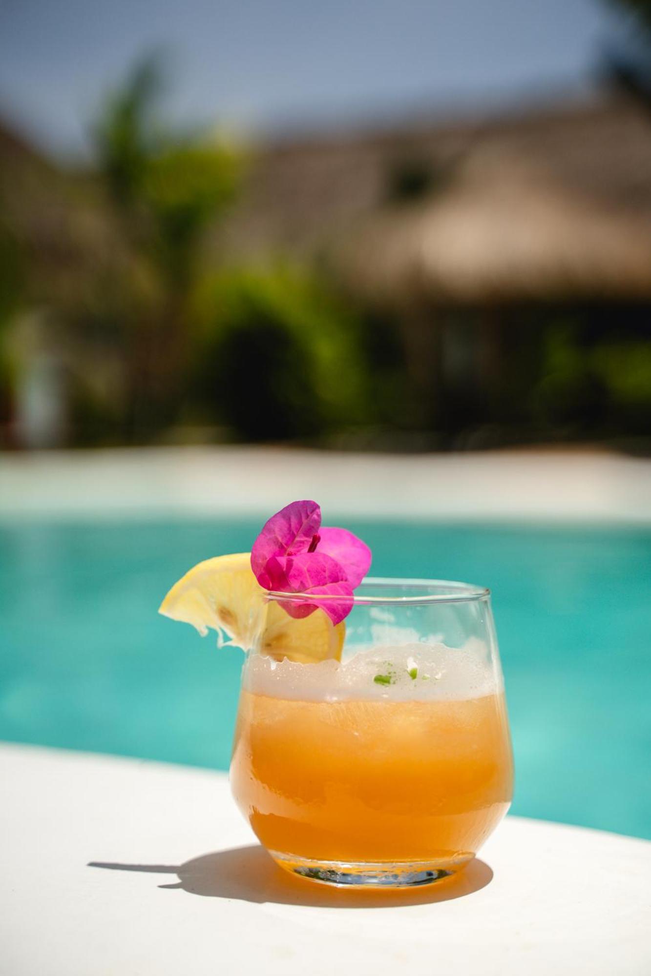 Hotel Secret Paradise *