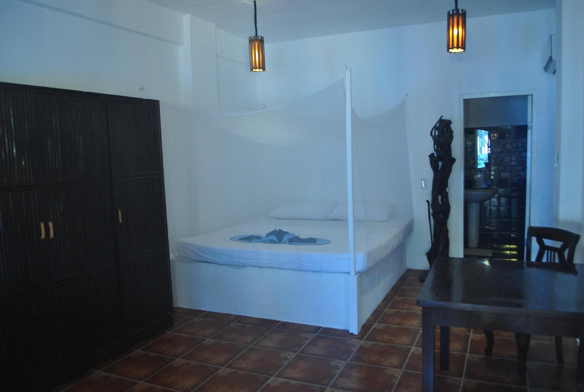 The Blue Orchid Resort 4*