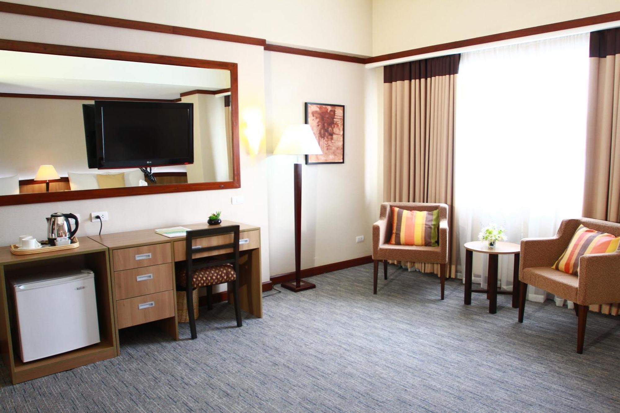 Dohera Hotel 4*