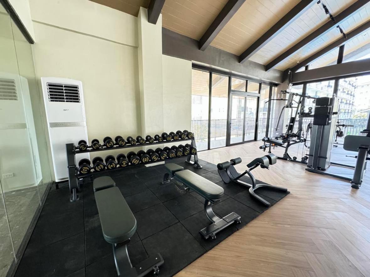 Aparthotel 1 Bedroom With Balcony Near Airport *