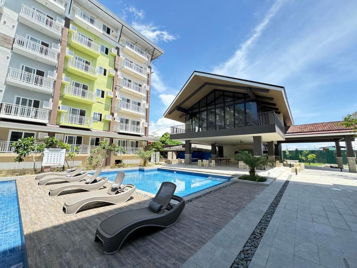 Aparthotel 1 Bedroom With Balcony Near Airport Lapu-Lapu City