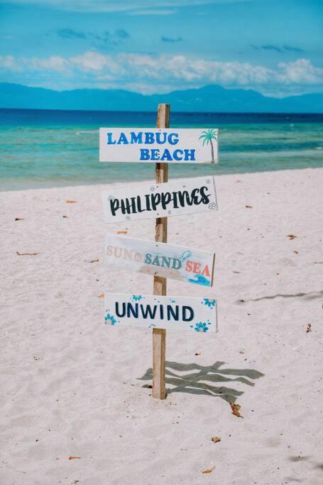 Villa The Verge Cebu Beachfront Exclusive King Bed Pool - 12 Minutes To Kawasan Falls Canyoneering