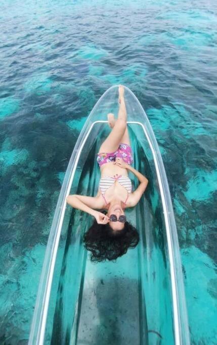 The Verge Cebu Beachfront Exclusive King Bed Pool - 12 Minutes To Kawasan Falls Canyoneering Villa *