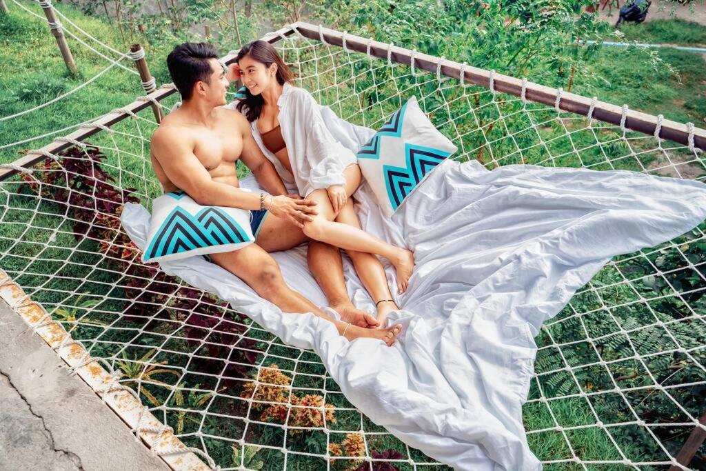 Villa The Verge Cebu Beachfront Exclusive King Bed Pool - 12 Minutes To Kawasan Falls Canyoneering *