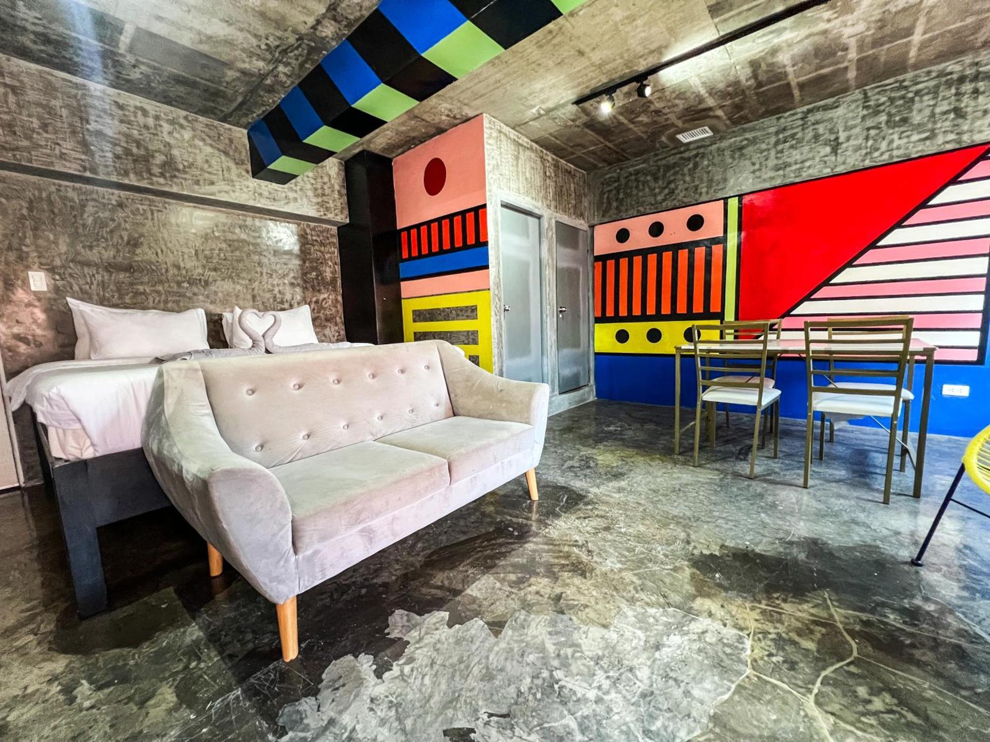 Bed & Breakfast D522 At Kiener Hills - Near Cebu Airport Lapu-Lapu City