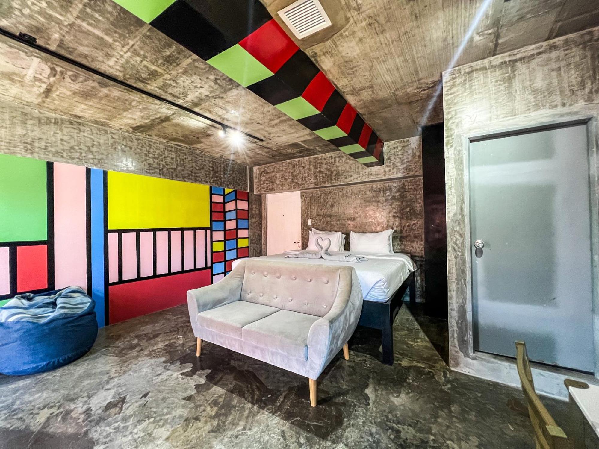 D522 At Kiener Hills - Near Cebu Airport Bed & Breakfast Lapu-Lapu City