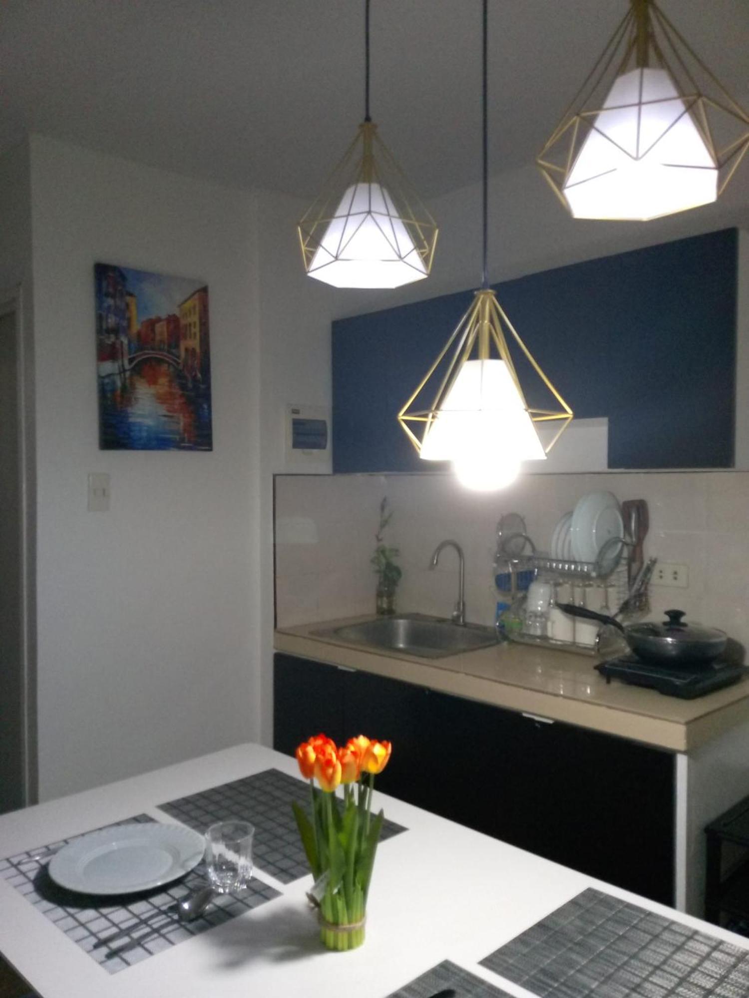 Apartment Homey 2 Bedrooms Near Airport