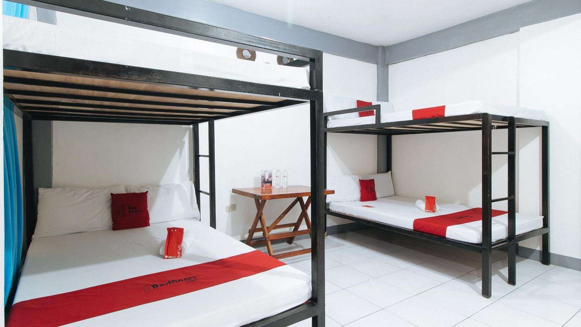 Reddoorz @ Costa Roca Balamban 3* Cebu