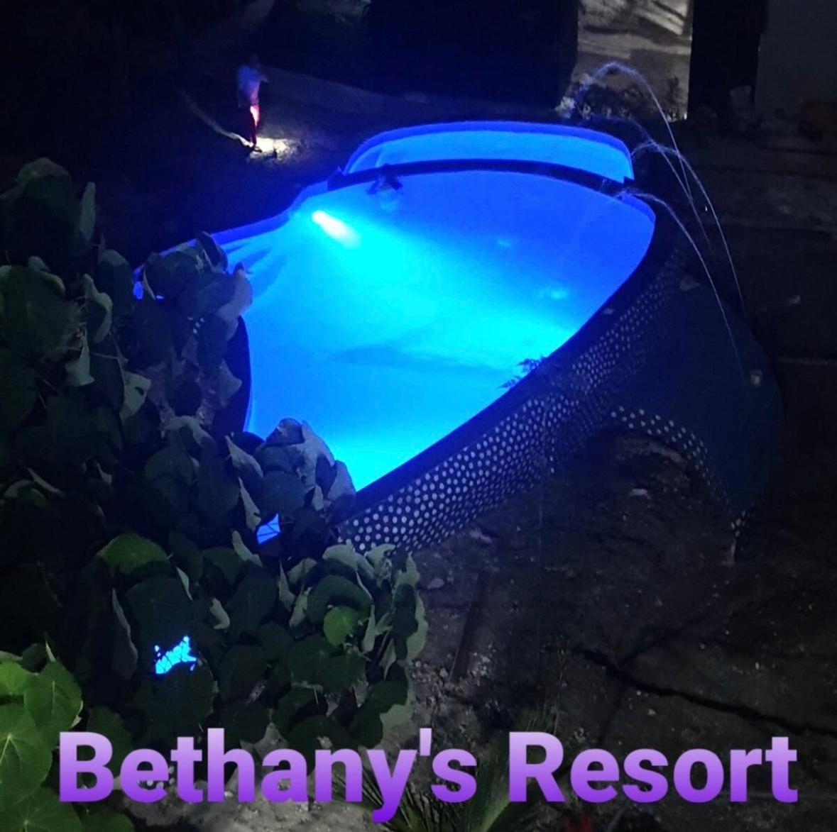 Bethany's Resort *