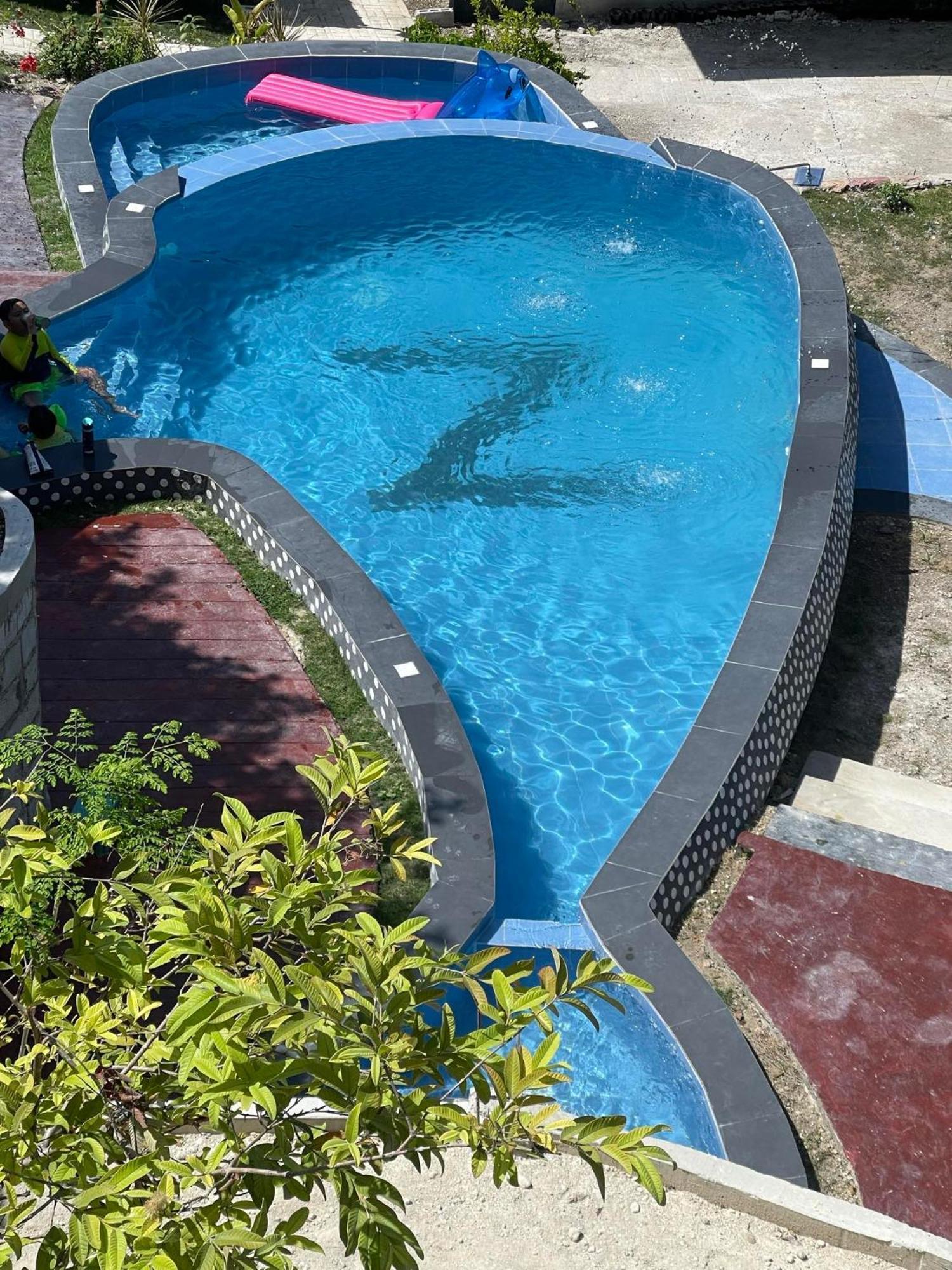 Bethany's Resort *