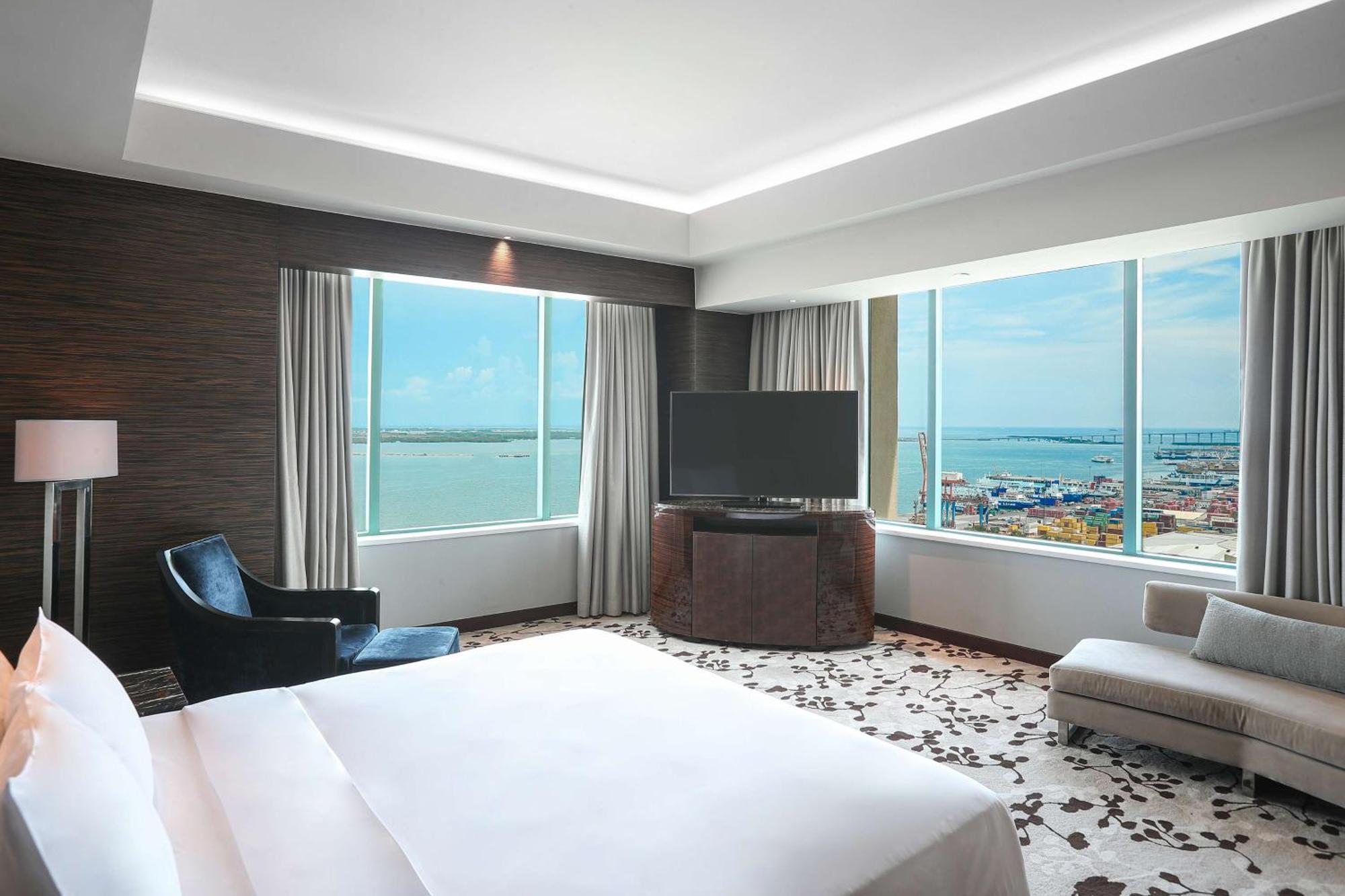 Radisson Blu Hotel 5*