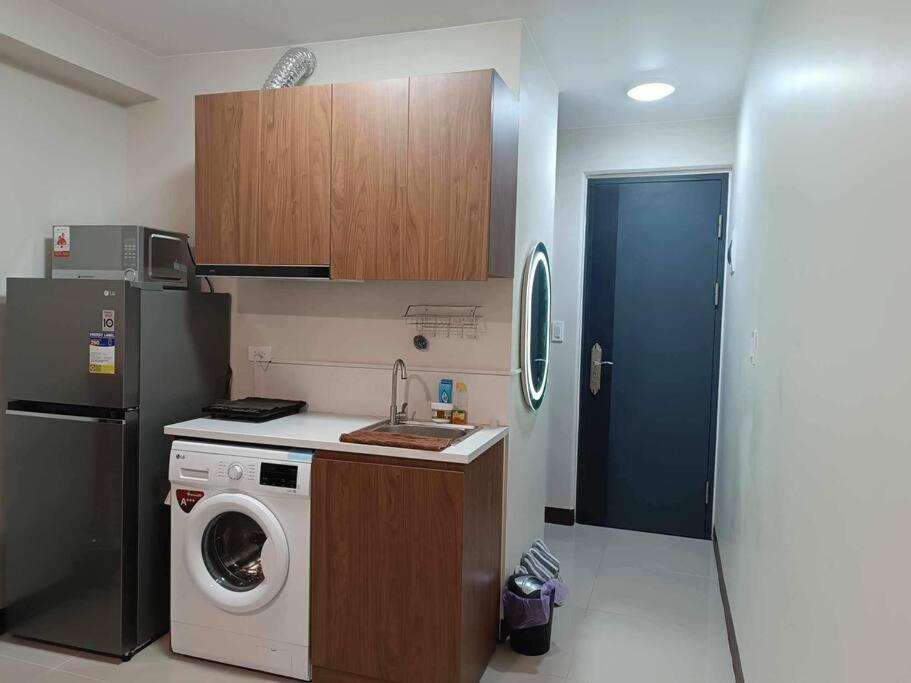 Budgetfriendly At Dd's Holistay Apartment